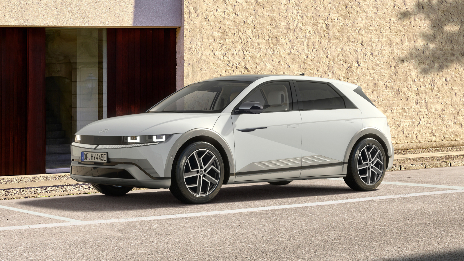 Hyundai IONIQ 5 with Brushed aluminium optic exterior styling